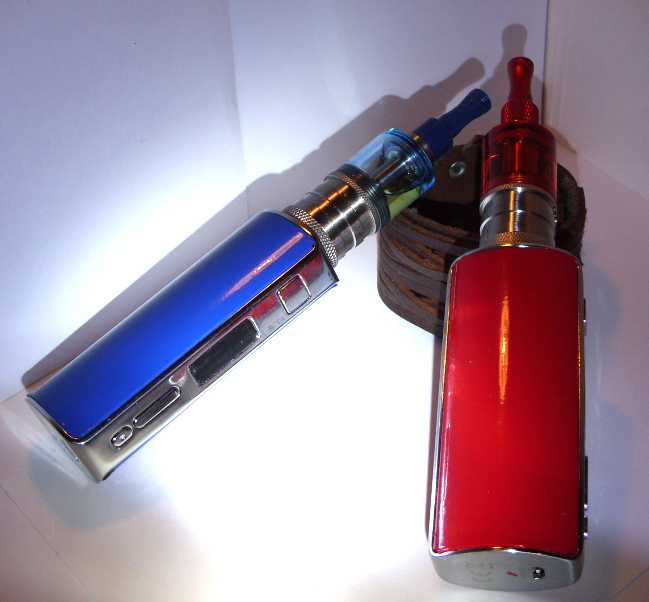 Uralte iStick60-Dampfen farbenfroh beklebt